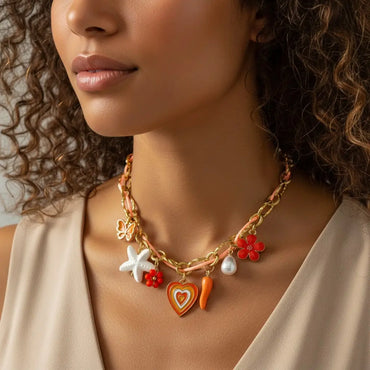 Lia – Collier doré à charms corail