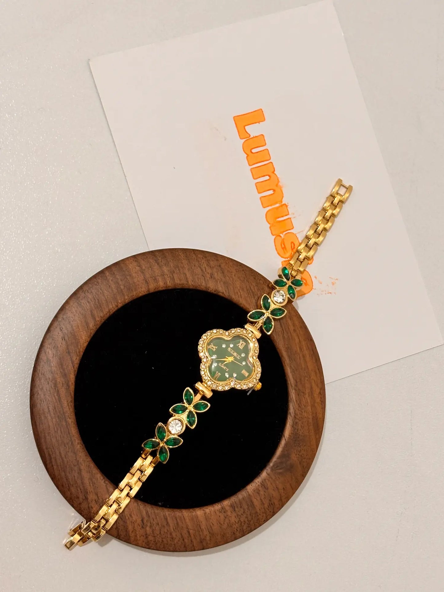 Montre Nina